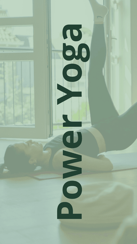 Power Yoga: iemand ligt op de mat met de benen omhoog bij het open raam